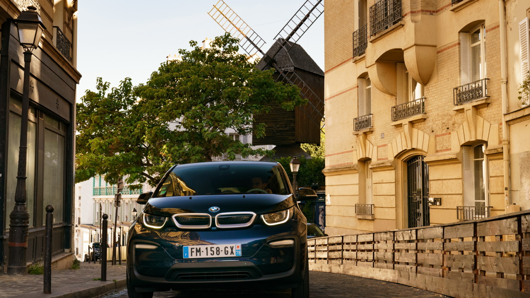 The-new-BMW-i3-and-i3s-Edition-WindMill-19