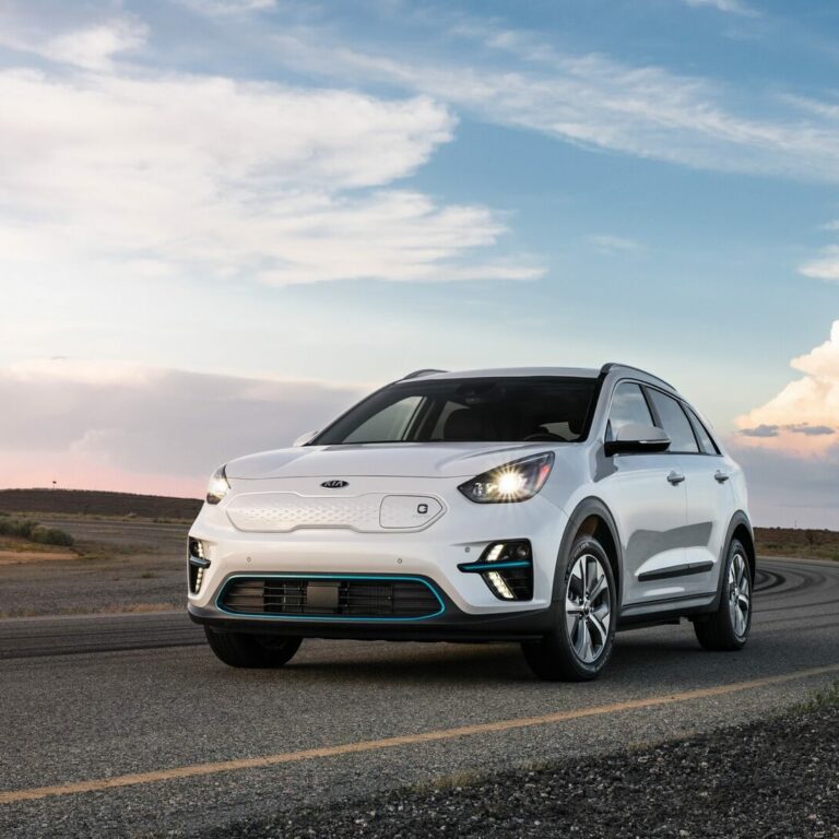 Kia Niro hybrid and electric crossovers get ultra-low $199 lease deals