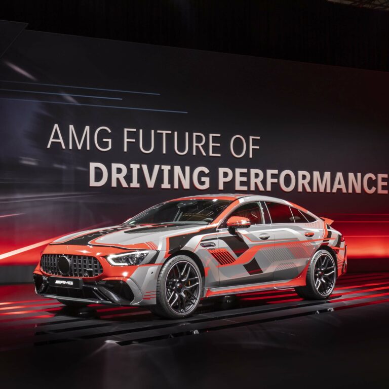 Mercedes announces performance hybrid, five EVs for 2021 IAA Munich