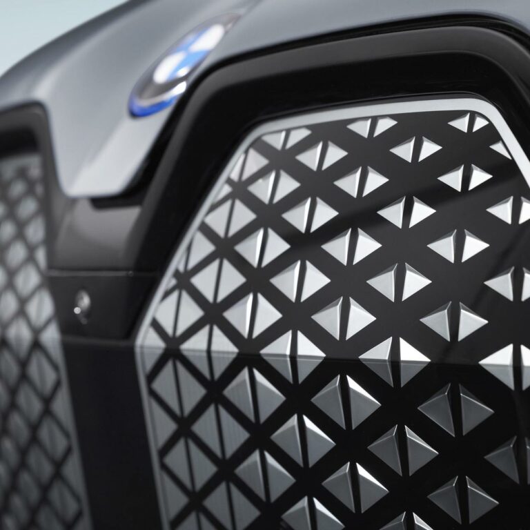 Rumor: BMW to work on 1,000 hp electric sportscar?