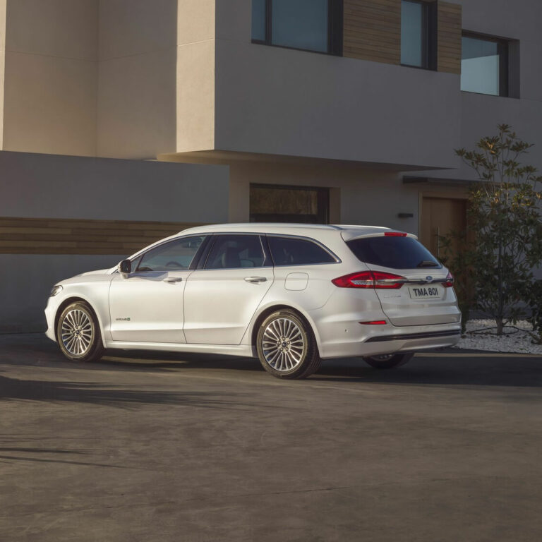 New Ford Mondeo / Fusion planned as 222-hp rugged wagon hybrid?