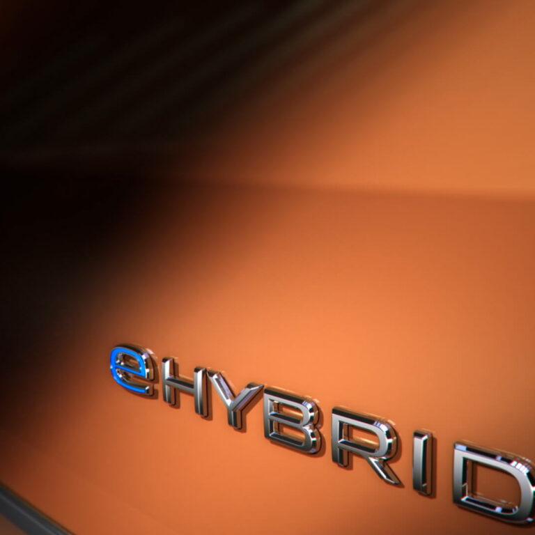 2022 Volkswagen Multivan eHybrid teased with PHEV powertrain
