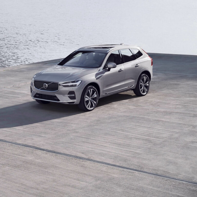 Volvo quietly announces next XC60 SUV will offer fully electric version