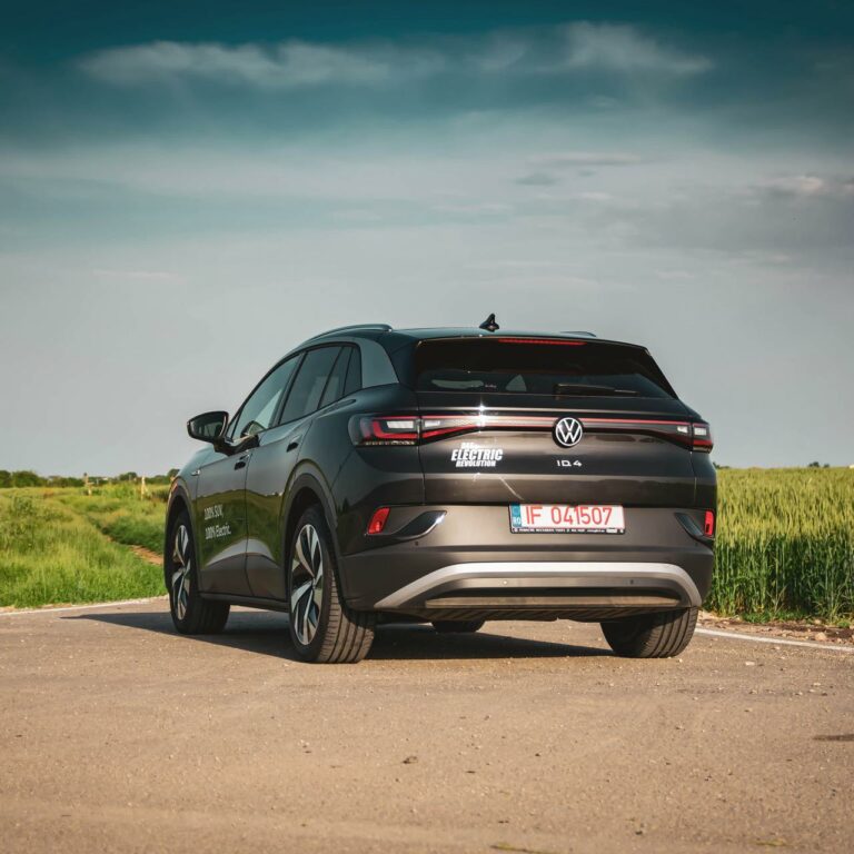 2021 Volkswagen iD.4 Review – Global ambitions