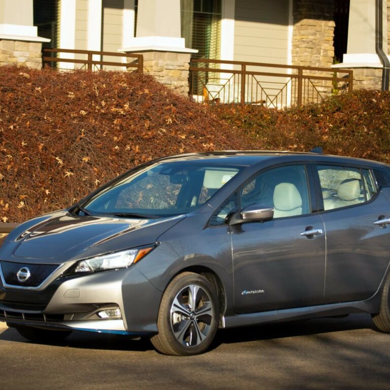 2022 Nissan Leaf priced from $27,400, packs more standard kit
