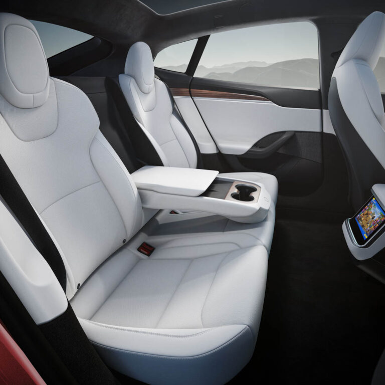 Tesla OTA Update For 817,143 Cars Will Fix Seatbelt Chime Problem