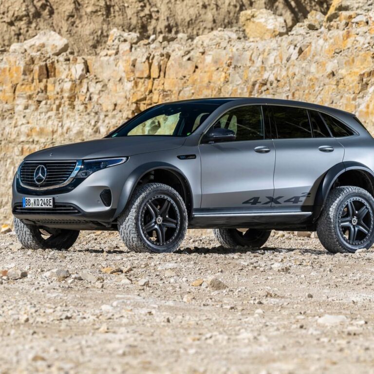 Mercedes EQC 4×4² makes surprise appearance in German traffic