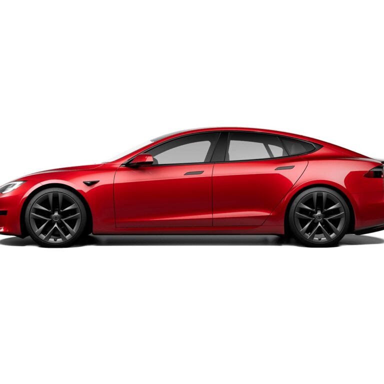 Tesla Model S Plaid price hits $170,000 with $20,000 carbon fiber brakes