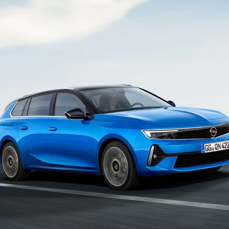2022 Opel Astra Sports Tourer wagon debuts with two PHEV powertrains