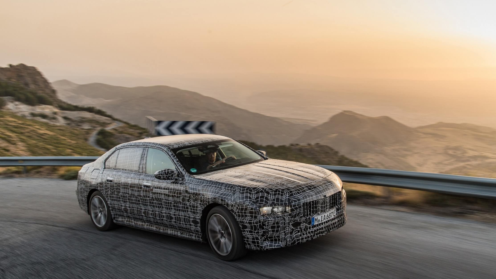 2023 BMW i7 high-temperature testing