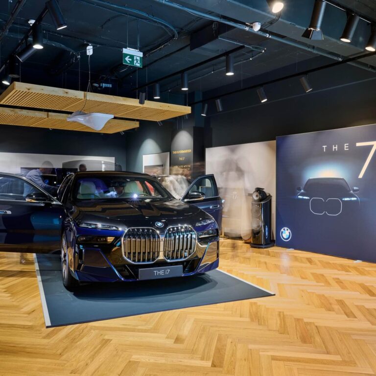 2023 BMW i7 – New Photos from the Romanian Launch